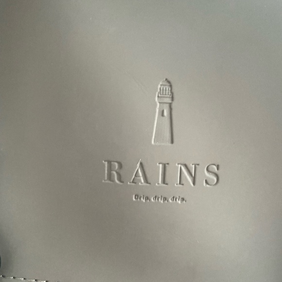 Rains gray backpack - Picture 4 of 5